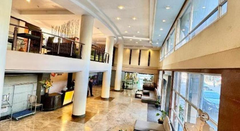 Mo2 Westown Hotel San Juan Bacolod Exterior photo