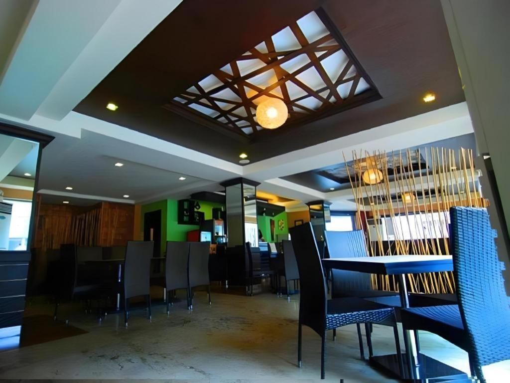 Mo2 Westown Hotel San Juan Bacolod Exterior photo